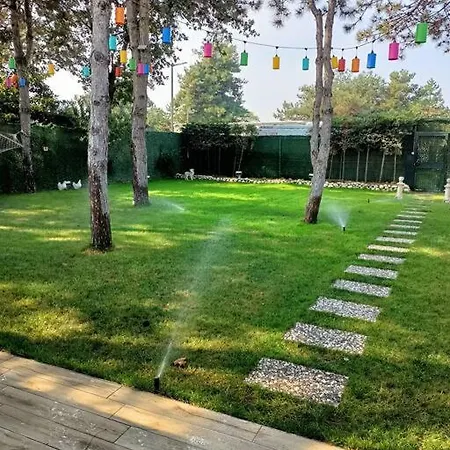 Hotel Uludag Manzarali Kis Bahcesi